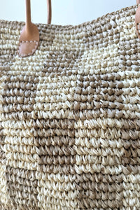 RAFFIA CHECKER BEACH BAG